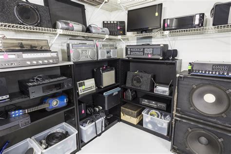 Used electronics near me. Things To Know About Used electronics near me. 